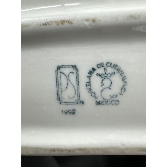 Sled Riding Paul Sebastian Figurine Porcelana De Cuernavaca VTG ‘92 Christmas - Picture 8 of 9